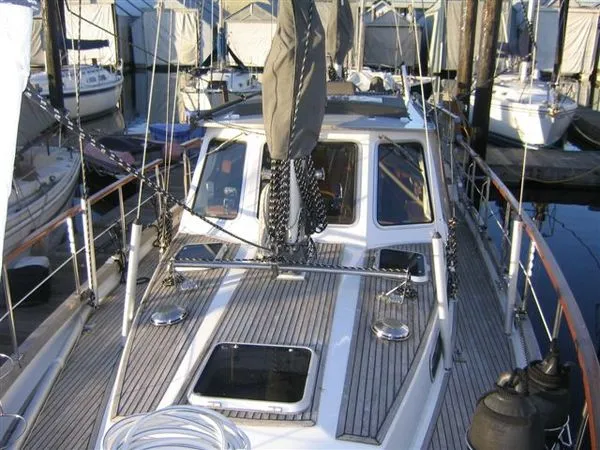 Slide: The Image of Foredeck - New Diamond Seaglaze windows - 23