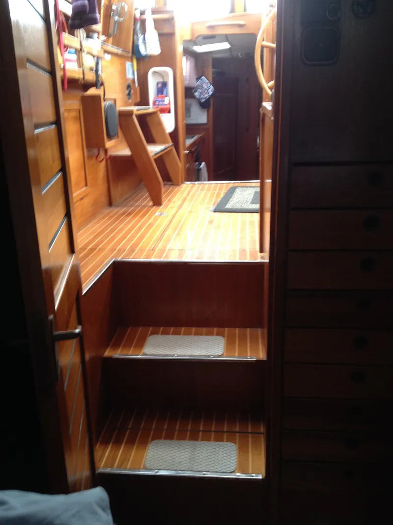 Slide: The Image of Nauticat 38 1985 - 53