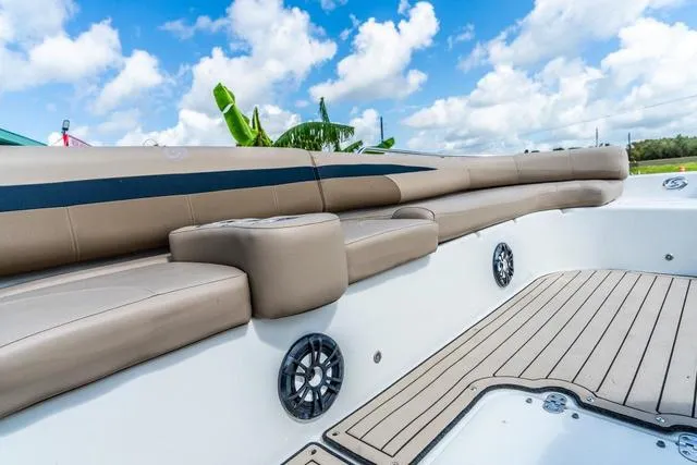 Slide: The Image of Hurricane SS201 2021 - 12