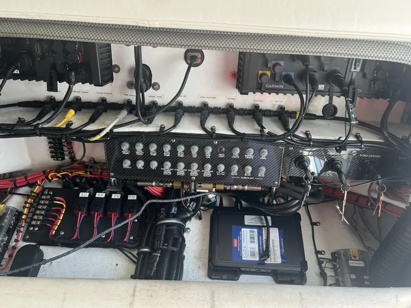 Slide: The Image of Nor-Tech 392 Super Fish 2016 - 10