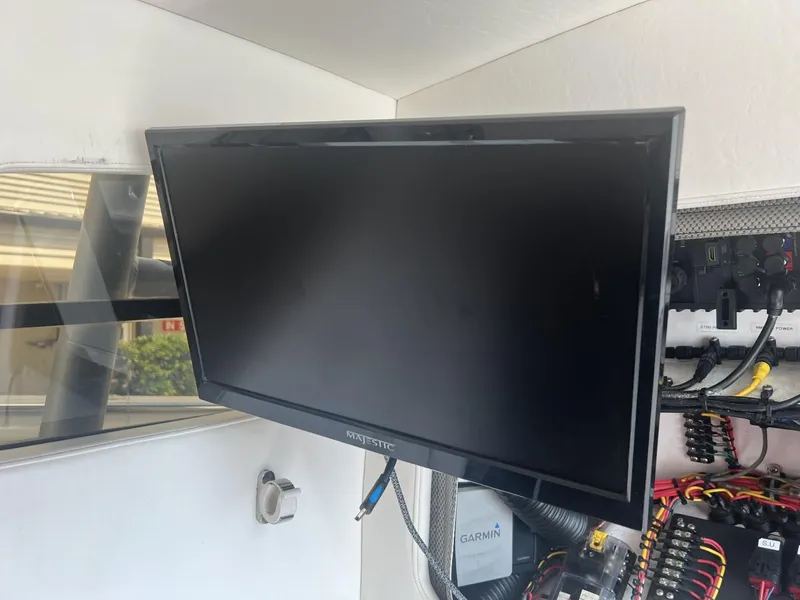 Slide: The Image of Nor-Tech 392 Super Fish 2016 - 13