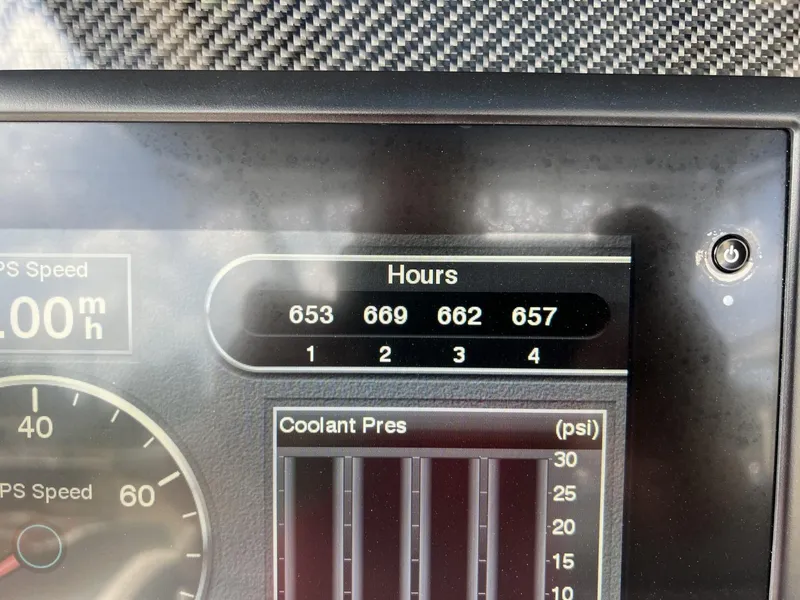 Slide: The Image of Nor-Tech 392 Super Fish 2016 - 16