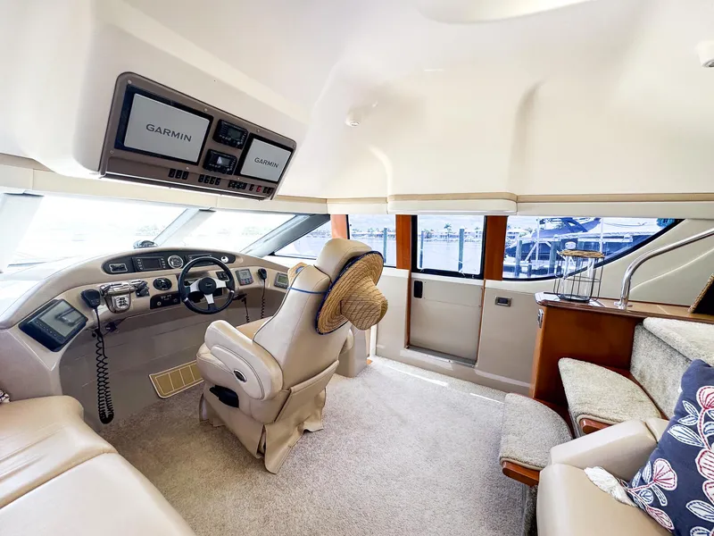 Slide: The Image of Interior of 2006 Carver 560 Voyager yacht with Garmin navigation system. - 37