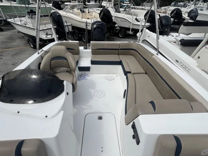 Slide: The Image of 2021 Hurricane SunDeck Sport 192 RL OB boat on trailer. - 3