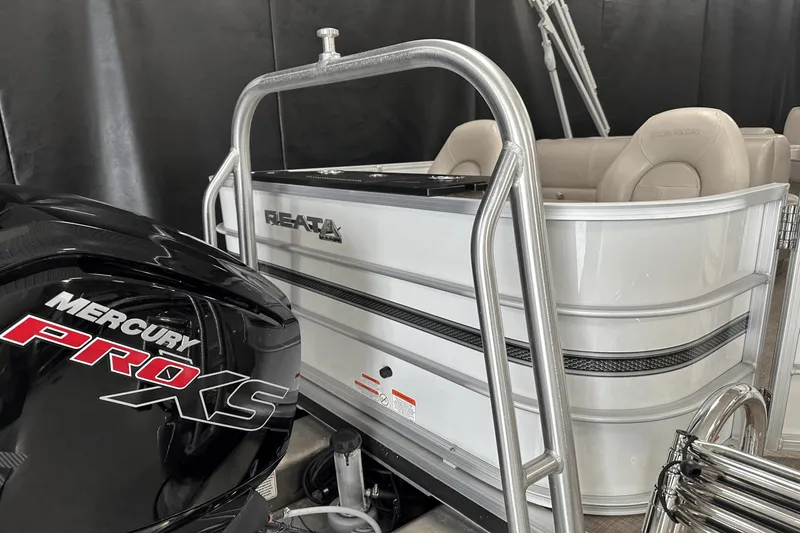 Slide: The Image of Ranger REATA 220 FISHING PONTOON 2018 - 21