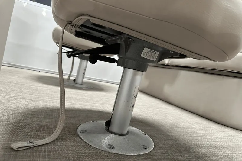 Slide: The Image of Ranger REATA 220 FISHING PONTOON 2018 - 29