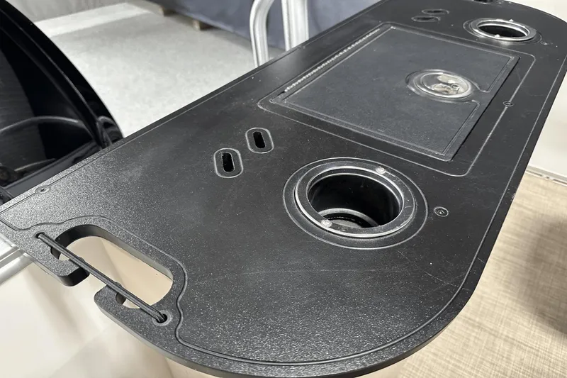 Slide: The Image of Ranger REATA 220 FISHING PONTOON 2018 - 34