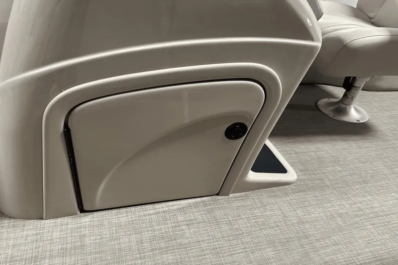 Slide: The Image of Ranger REATA 220 FISHING PONTOON 2018 - 58