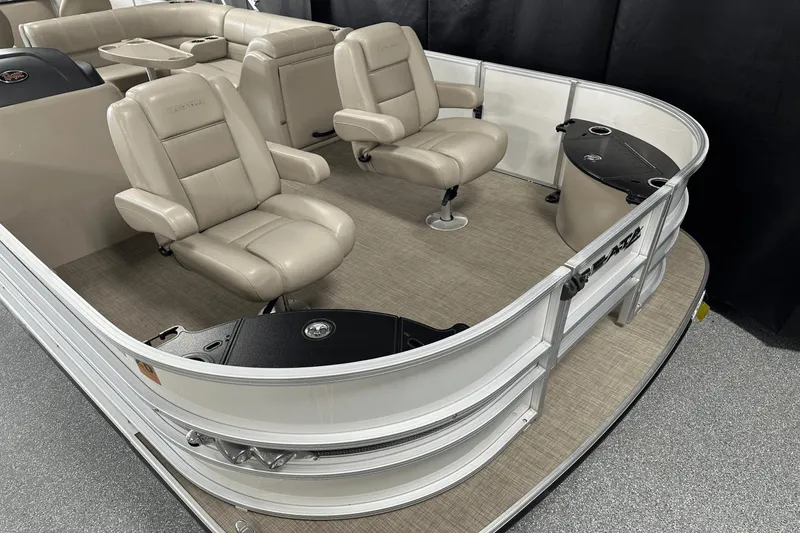 Slide: The Image of Ranger REATA 220 FISHING PONTOON 2018 - 6