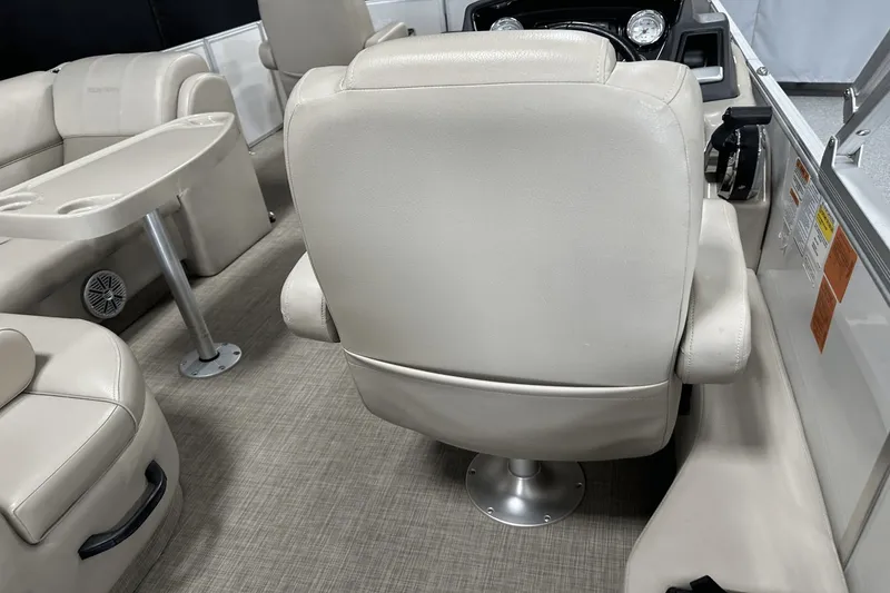 Slide: The Image of Ranger REATA 220 FISHING PONTOON 2018 - 62