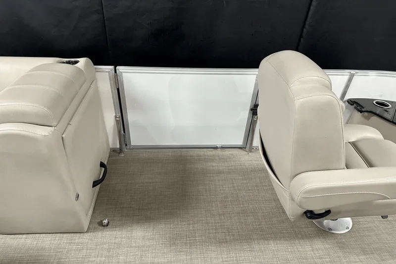Slide: The Image of Ranger REATA 220 FISHING PONTOON 2018 - 77