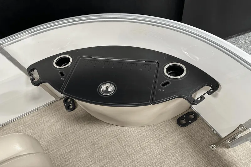 Slide: The Image of Ranger REATA 220 FISHING PONTOON 2018 - 80
