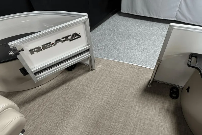 Slide: The Image of Ranger REATA 220 FISHING PONTOON 2018 - 91