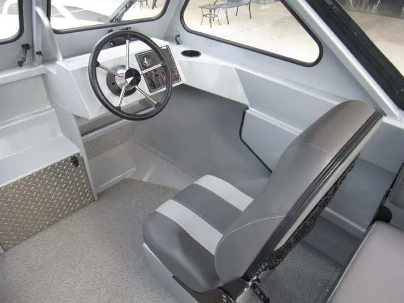 Slide: The Image of Hewescraft 180 Sportsman 2024 - 12