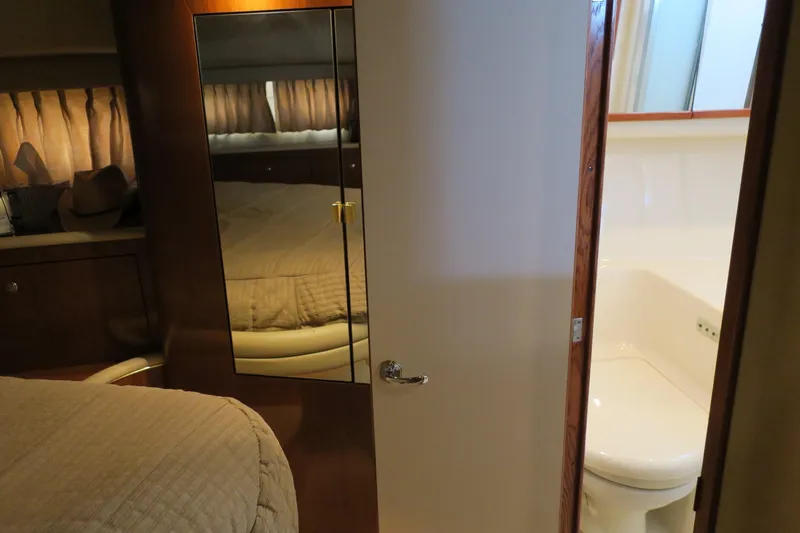 Slide: The Image of Sea Ray 400 Sedan Bridge 2002 - 59