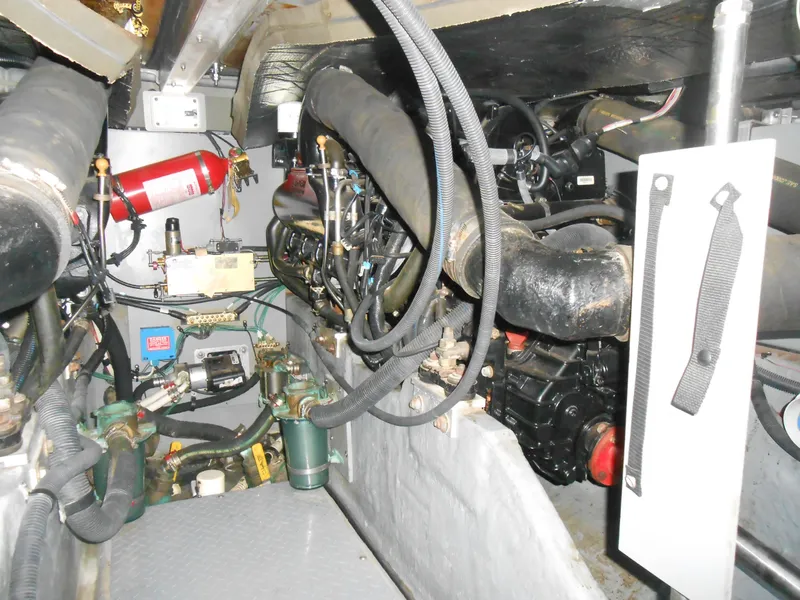 Slide: The Image of Sea Ray 400 Sedan Bridge 2002 - 91