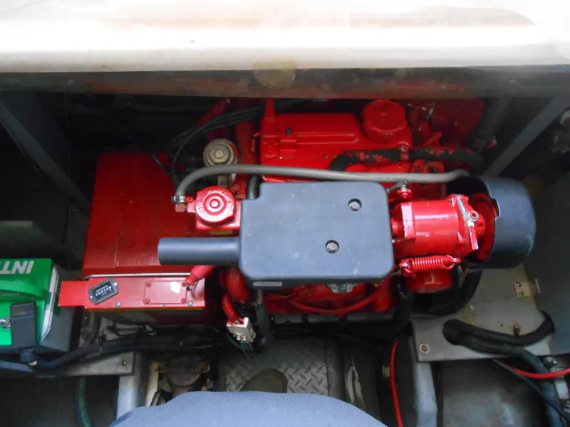 Slide: The Image of Sea Ray 400 Sedan Bridge 2002 - 93