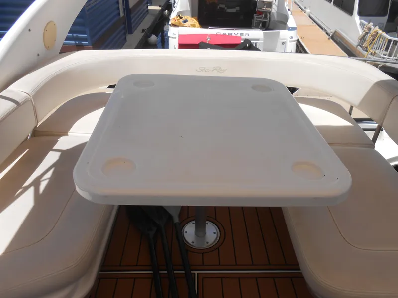 Slide: The Image of Sea Ray 400 Sedan Bridge 2002 - 99