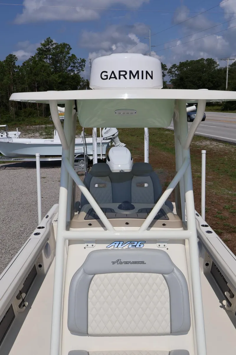 Slide: The Image of Avenger 26 AV 2024 - 15