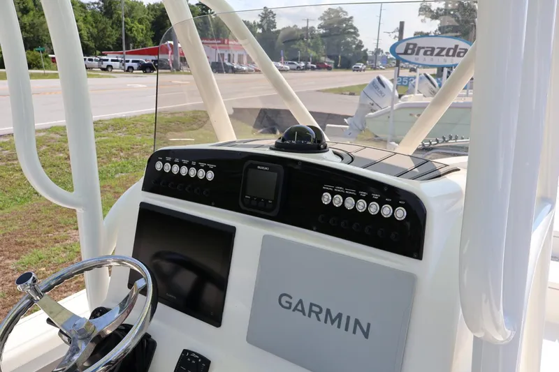 Slide: The Image of Avenger 26 AV 2024 - 9