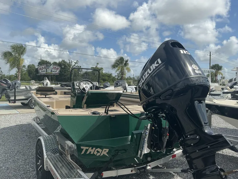 Slide: The Image of 2025 Thor LAKE HAMMER 1900 CC boat with Suzuki 115 outboard motor. - 14