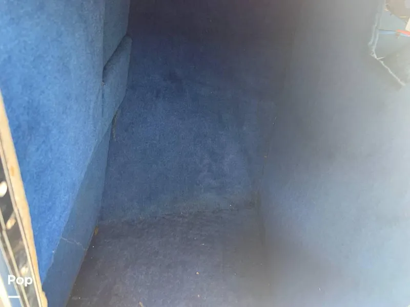 Slide: The Image of 1994 Sea Ray 220 Signature for sale in Somerset, KY - 42