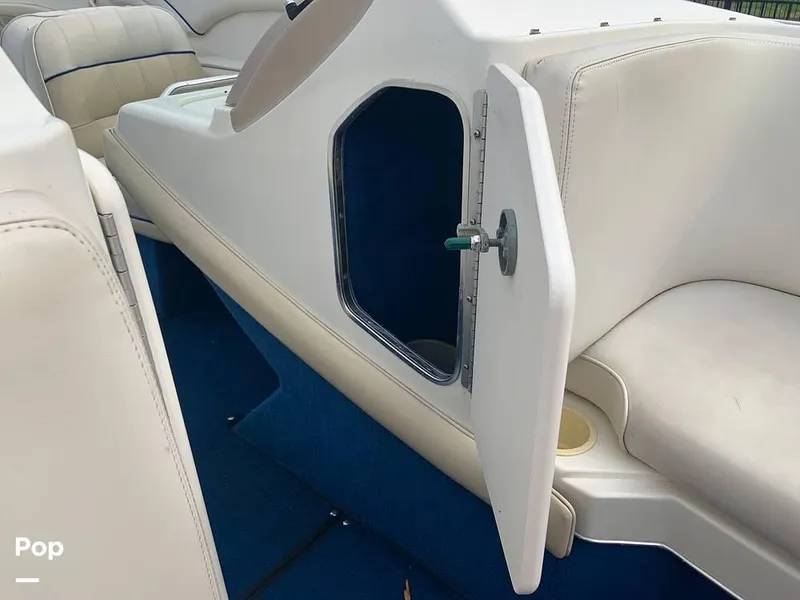 Slide: The Image of 1994 Sea Ray 220 Signature for sale in Somerset, KY - 46
