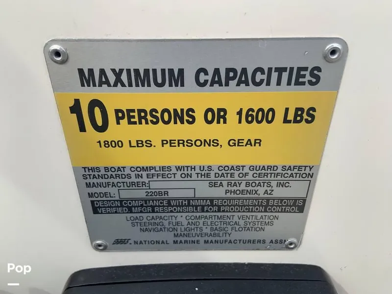 Slide: The Image of 1994 Sea Ray 220 Signature for sale in Somerset, KY - 63