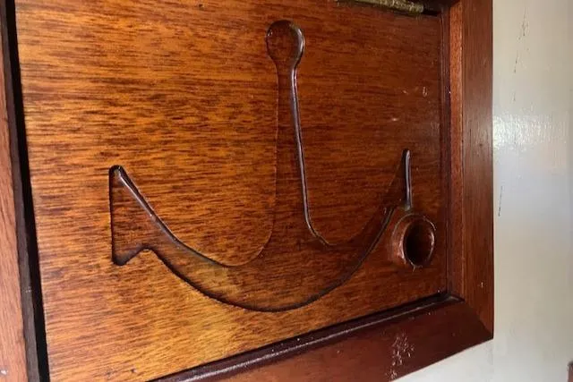 Slide: The Image of Amazing attention to detaile - 24