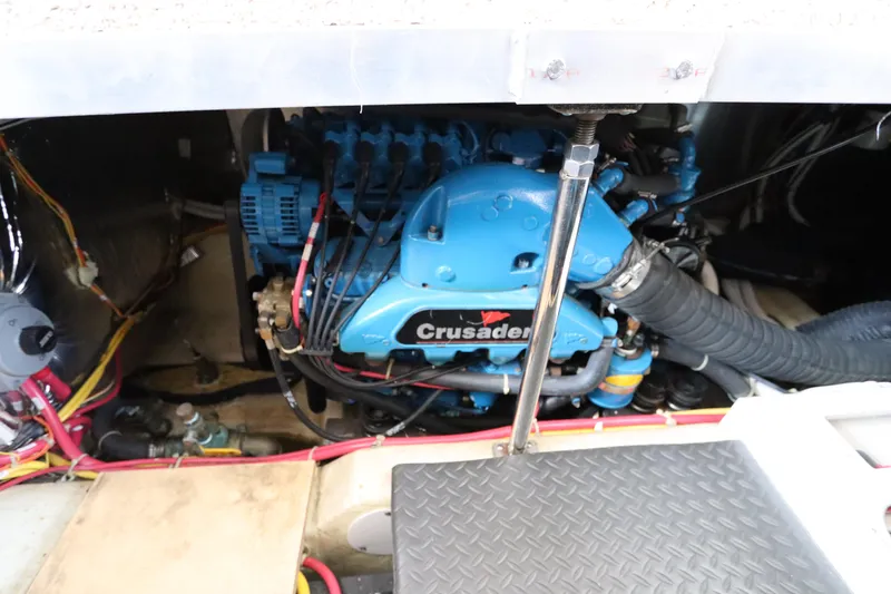 Slide: The Image of Engine compartment of a 2007 Carver 35 Super Sport with Crusader engine. - 39