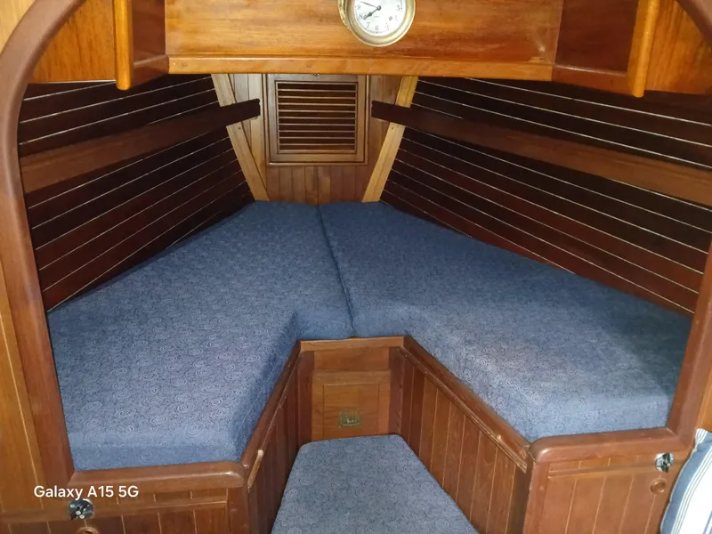 Slide: The Image of V berth - 9