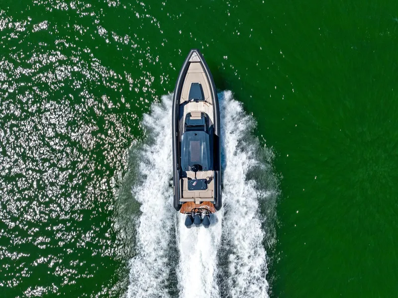 Slide: The Image of Skipper 38NC - 15