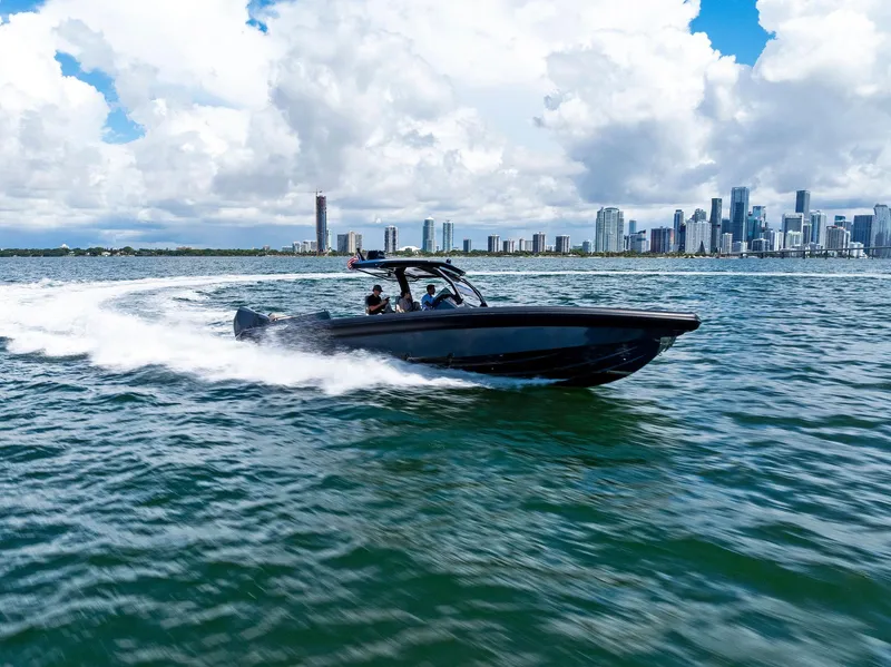 Slide: The Image of Skipper 38NC - 18