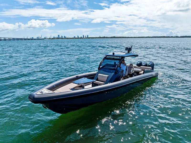 Slide: The Image of Skipper 38NC - 24