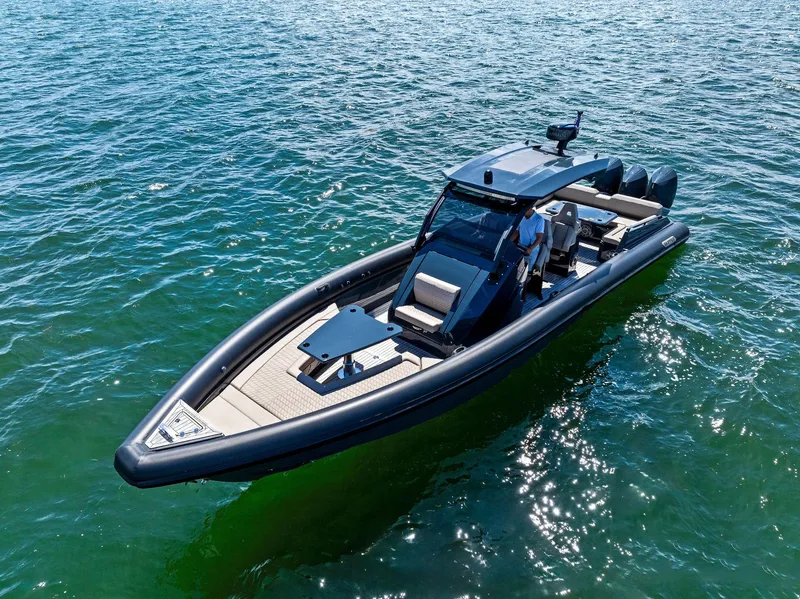 Slide: The Image of Skipper 38NC - 25