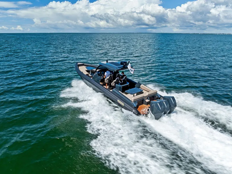 Slide: The Image of Skipper 38NC - 7