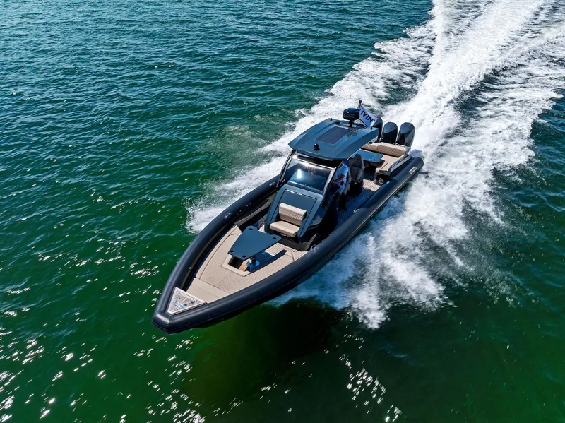 Slide: The Image of Skipper 38NC - 9