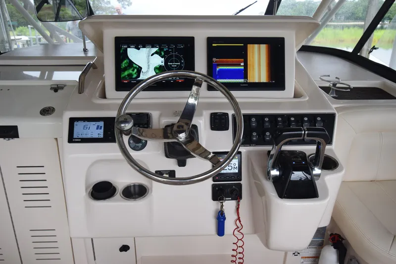 Slide: The Image of Grady-White Express 330 2016 - 31