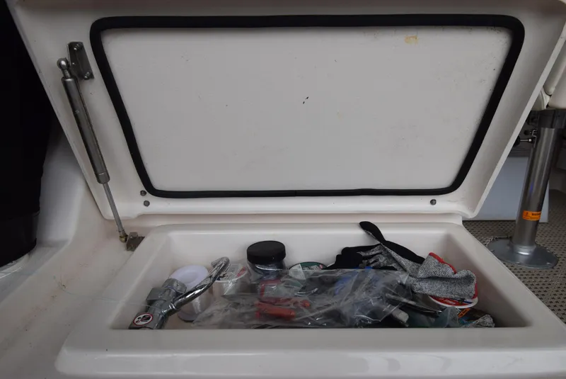 Slide: The Image of Grady-White Express 330 2016 - 90