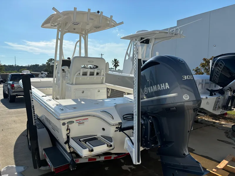 Slide: The Image of 2021 Pathfinder 2500 Hybrid boat with Yamaha 300 outboard motor. - 6