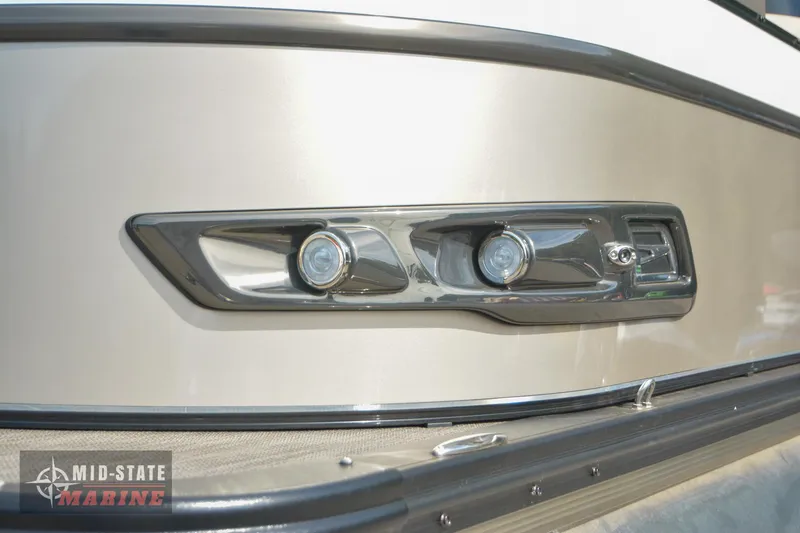 Slide: The Image of 2024 Tahoe Pontoon Cascade Elite Windshield boat exterior detail. - 3