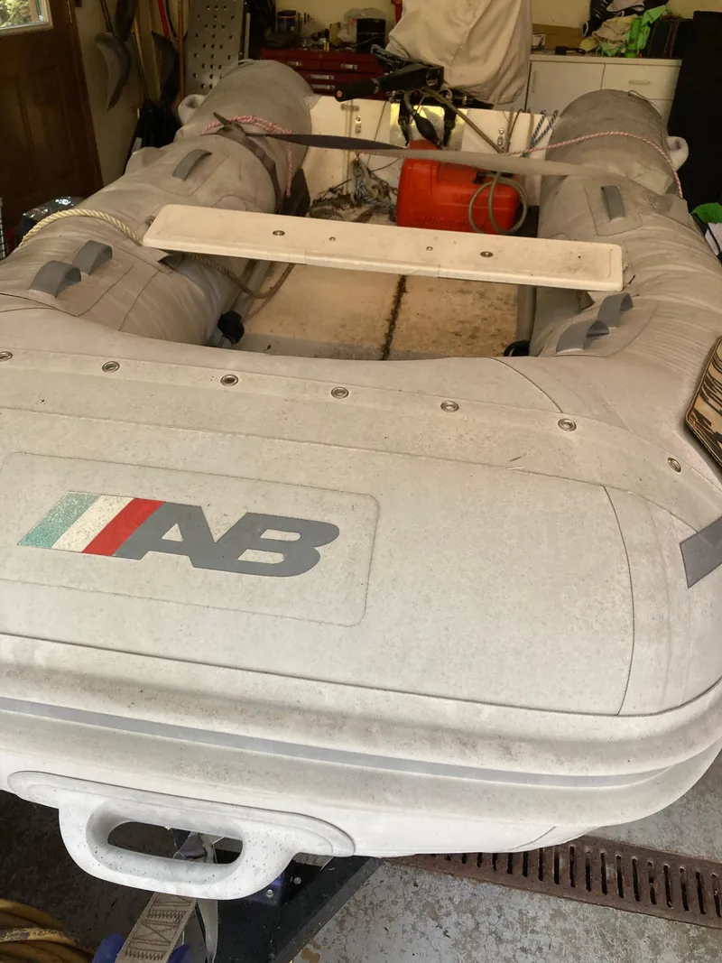 Slide: The Image of Mainship Pilot 34 2007 - 8