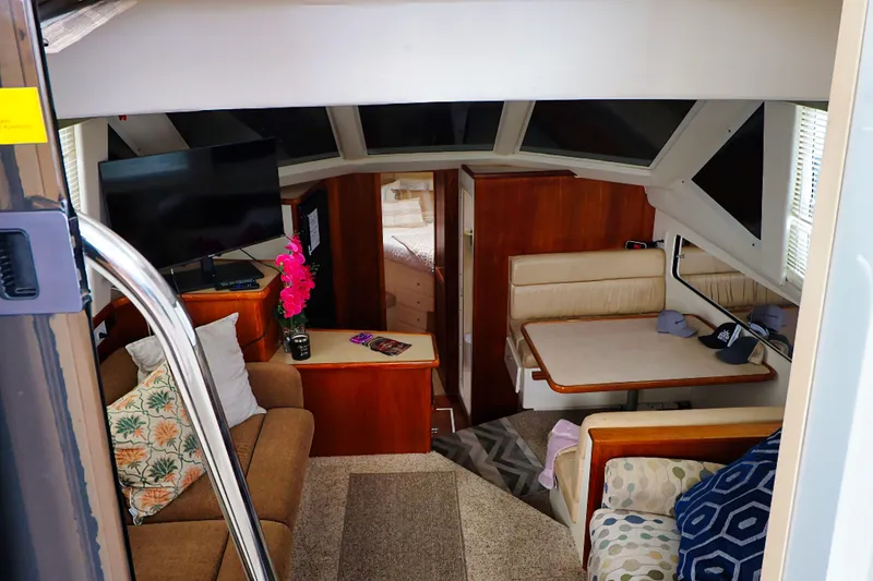 Slide: The Image of Salon - 10