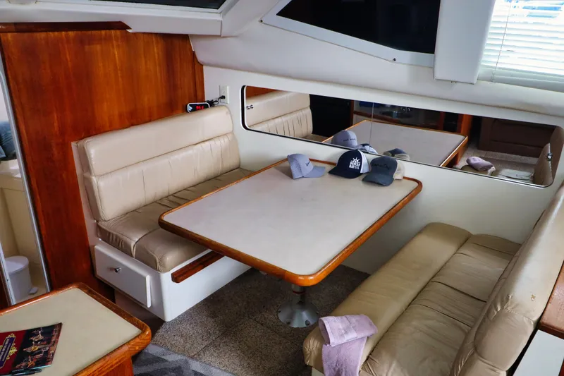 Slide: The Image of Dinette - 12