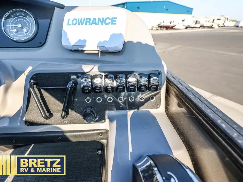 Slide: The Image of Control panel of 2025 Aria Ultra-Lounge 22UC boat with Lowrance system. - 26