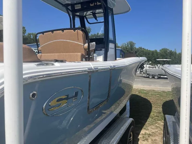 Slide: The Image of Sea Hunt Ultra 239 SE 2025 - 6