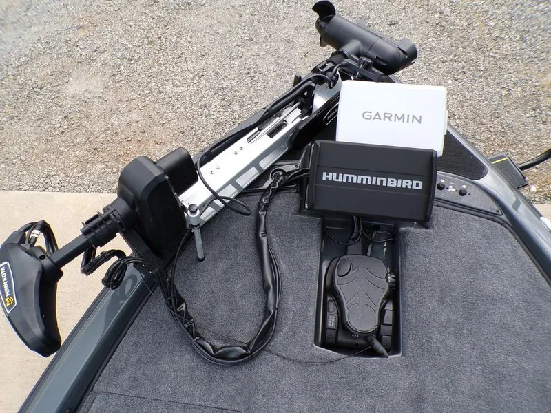 Slide: The Image of Phoenix 920 Elite 2025 boat with Garmin and Humminbird electronics on deck. - 17