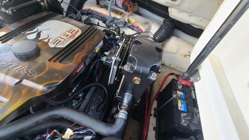 Slide: The Image of Engine compartment of a 2004 Sea Ray 270 Sundeck boat. - 29