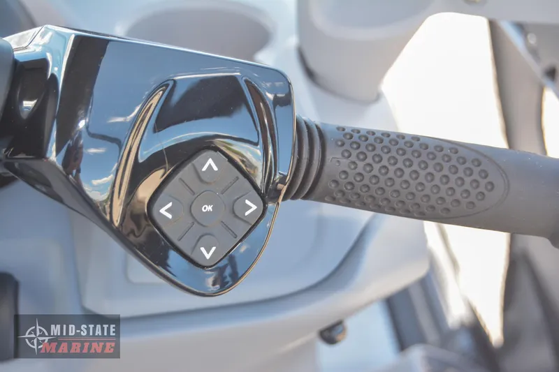Slide: The Image of Close-up of 2023 Sea-Doo Switch Sport 21 handlebar controls. - 18