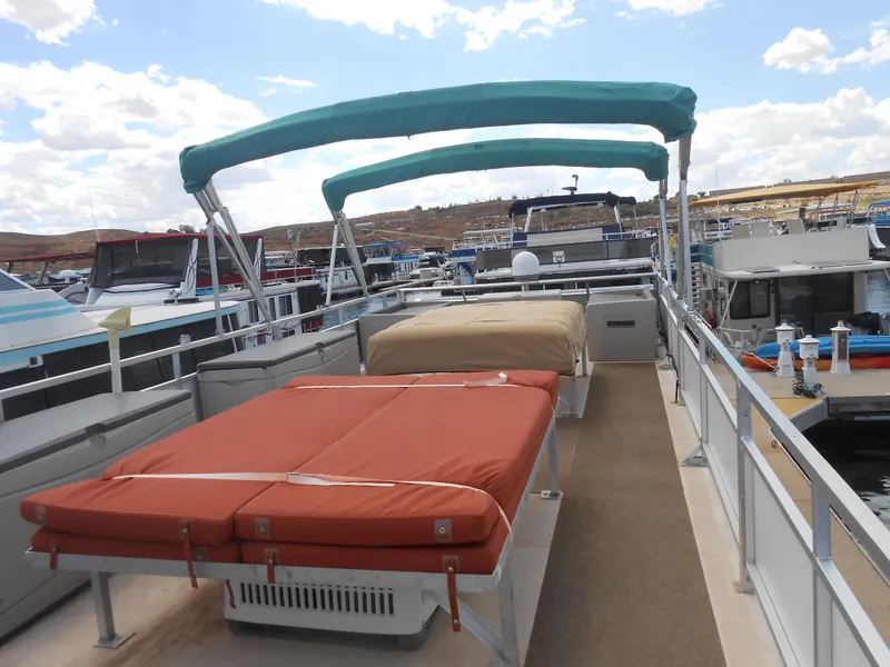 Slide: The Image of Myacht 1343 2005 - 10